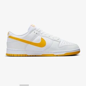 Nike Dunk Low Retro, University gold size 13, NWT